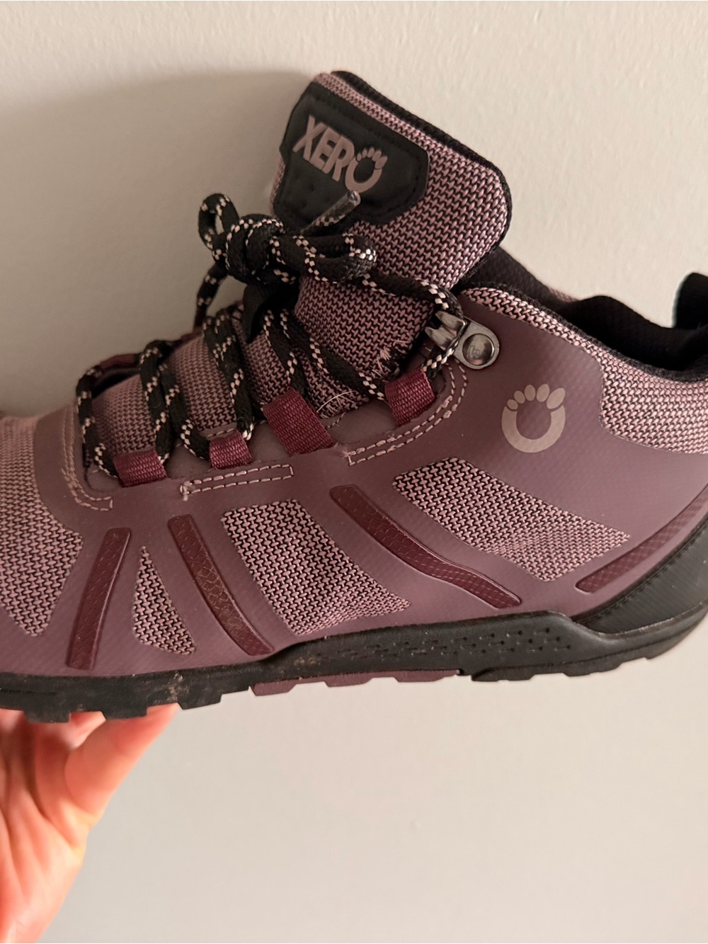 Xero woman’s Trail Sneaker in Plum